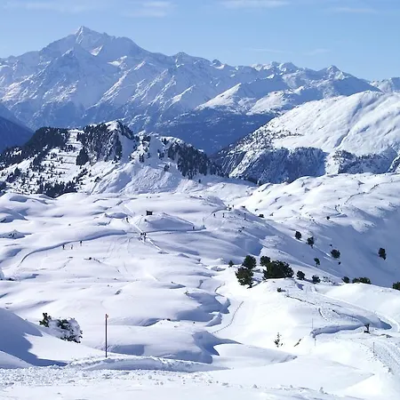 Swiss Chalet-style Walliser Spycher Hotel 3*