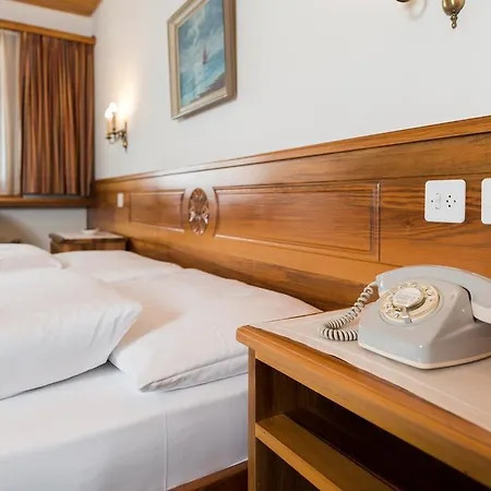 Hotel Swiss Chalet-style Walliser Spycher Riederalp