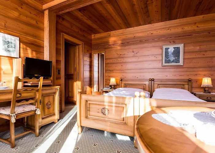 Swiss Chalet-style Walliser Spycher 3* רידראלפ