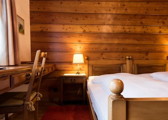 מלון Swiss Chalet-style Walliser Spycher רידראלפ